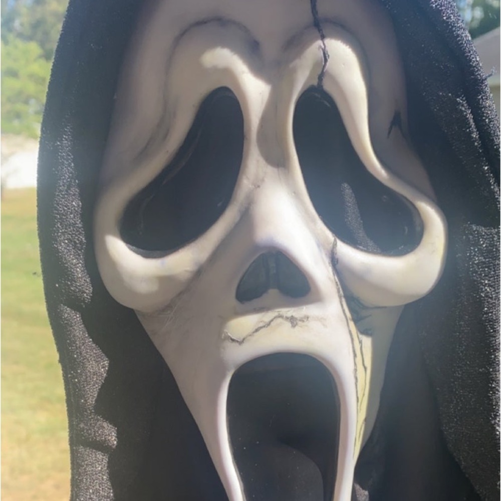 Scream six custom Ghostface mask
